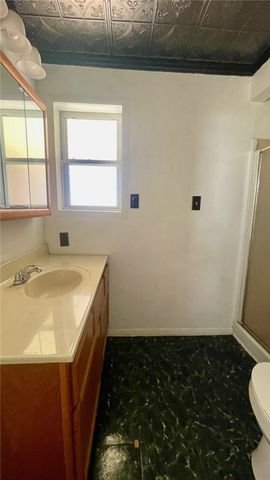 10933 Clyde Acord Road, Franklin, TX 77856