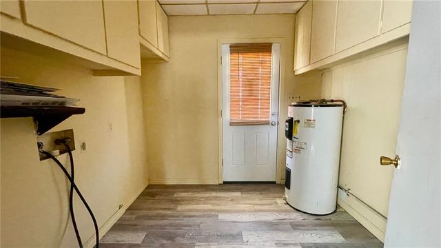 10933 Clyde Acord Road, Franklin, TX 77856