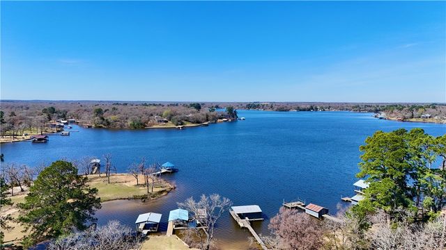 10933 Clyde Acord Road, Franklin, TX 77856