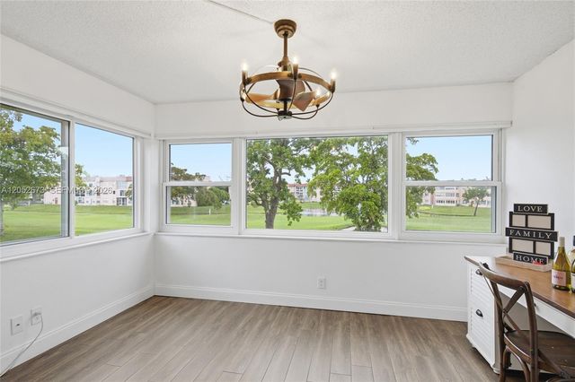 9501 Sunrise Lakes Blvd 201, Sunrise, FL 33322