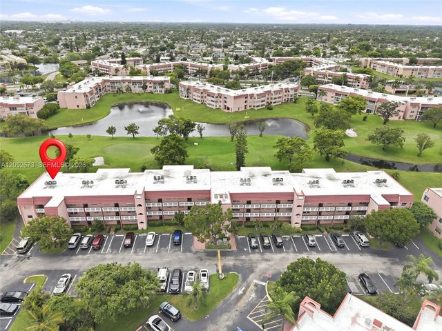 9501 Sunrise Lakes Blvd 201, Sunrise, FL 33322