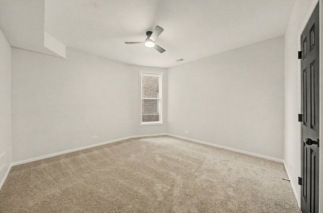 7641 S Phillips Avenue, Chicago, IL 60649