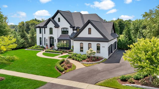 39W795 Goldenrod Drive, St. Charles, IL 60175