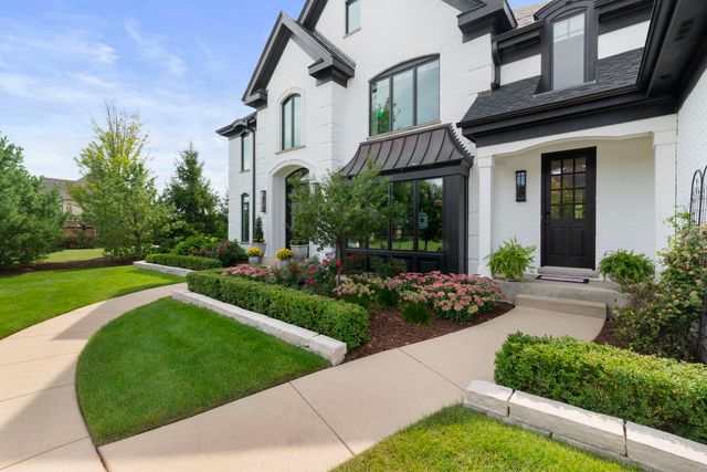 39W795 Goldenrod Drive, St. Charles, IL 60175