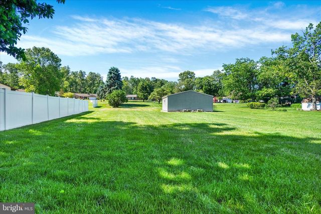 15343 N BARRENS RD N, Stewartstown, PA 17363