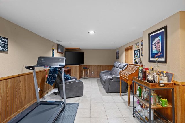 6318 51st AVENUE, Kenosha, WI 53142