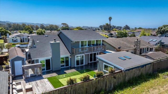 1558 MIZZEN Lane, Half Moon Bay, CA 94019