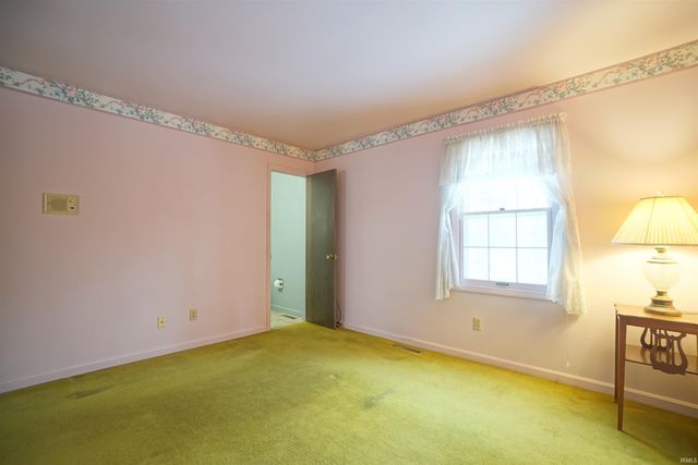 435 N 225 East, Warsaw, IN 46582