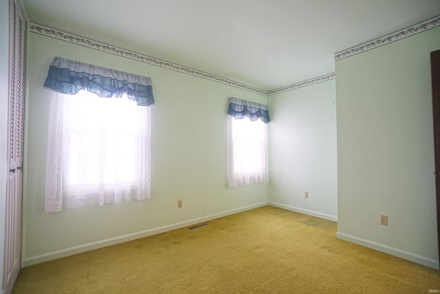 435 N 225 East, Warsaw, IN 46582