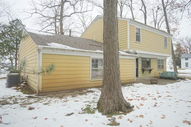 435 N 225 East, Warsaw, IN 46582