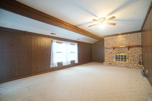 435 N 225 East, Warsaw, IN 46582