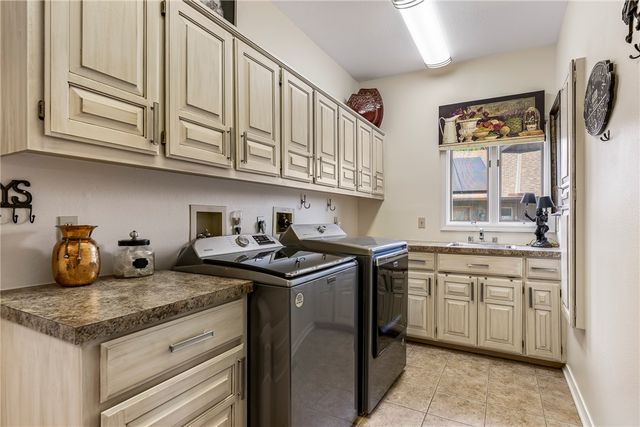 17 Kipling Circle, Bella Vista, AR 72715