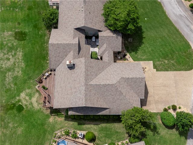 17 Kipling Circle, Bella Vista, AR 72715