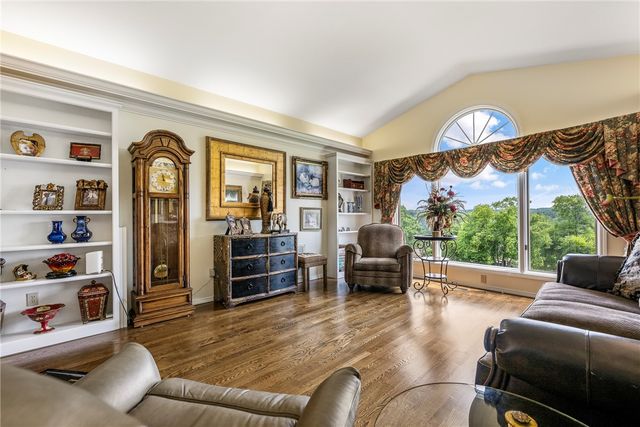 17 Kipling Circle, Bella Vista, AR 72715