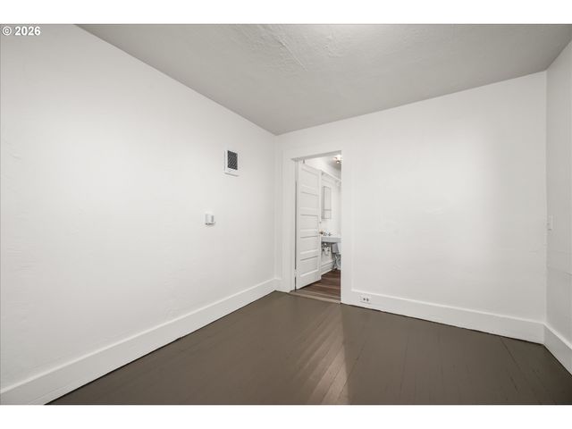 527 MONROE St, Eugene, OR 97402