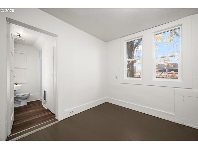 527 MONROE St, Eugene, OR 97402