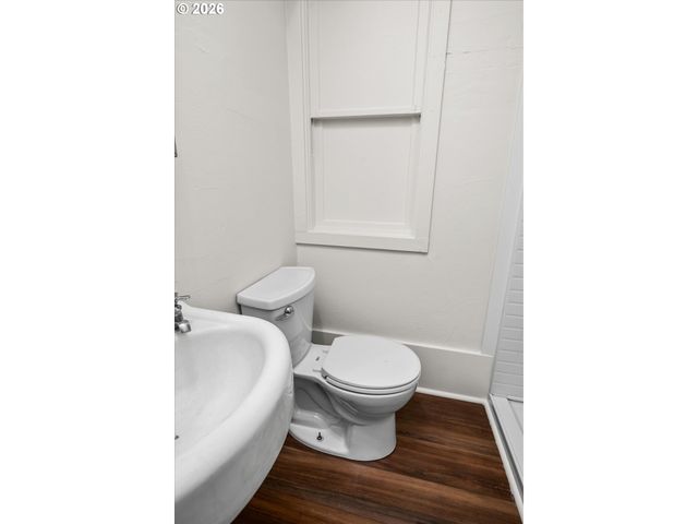 527 MONROE St, Eugene, OR 97402