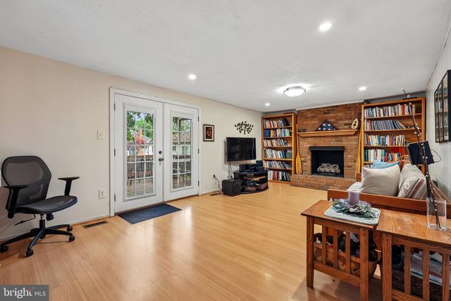 10103 TRINITY LN, Manassas, VA 20110