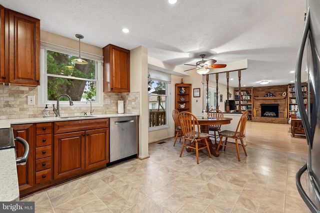 10103 TRINITY LN, Manassas, VA 20110