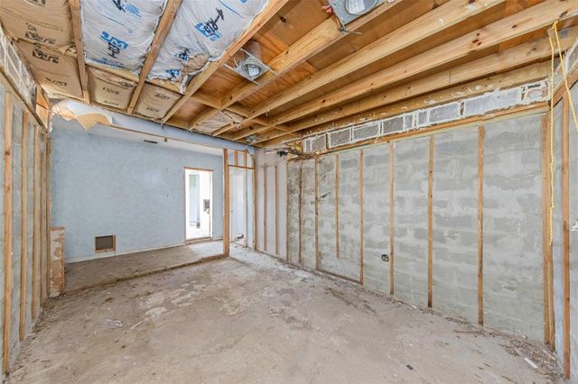 6235 HAMPTON DRIVE N, St Petersburg, FL 33710