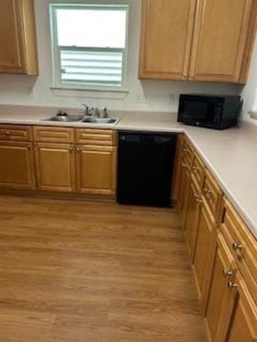 1106 9th Avenue N, Texas City, TX 77590