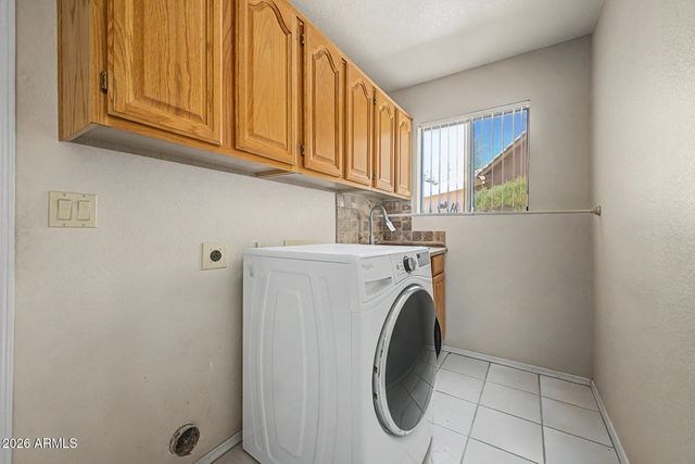 8605 E ALOE Drive, Gold Canyon, AZ 85118