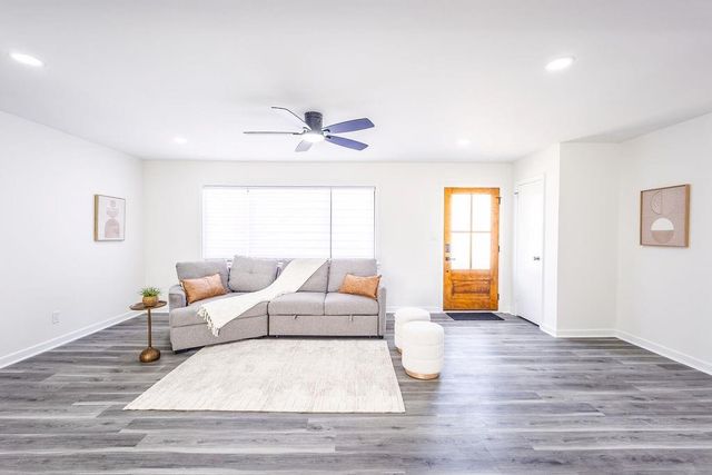 3253 Shadowridge SW Drive, Marietta, GA 30008