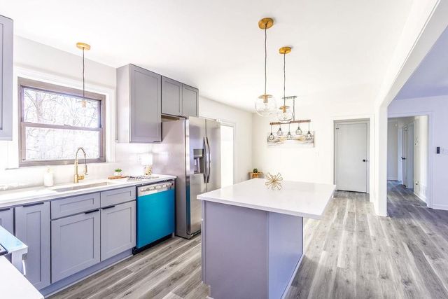 3253 Shadowridge SW Drive, Marietta, GA 30008