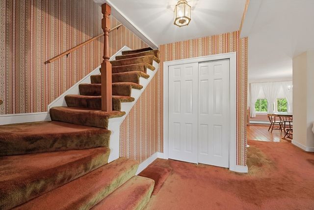 42 Flash Rd, Nahant, MA 01908