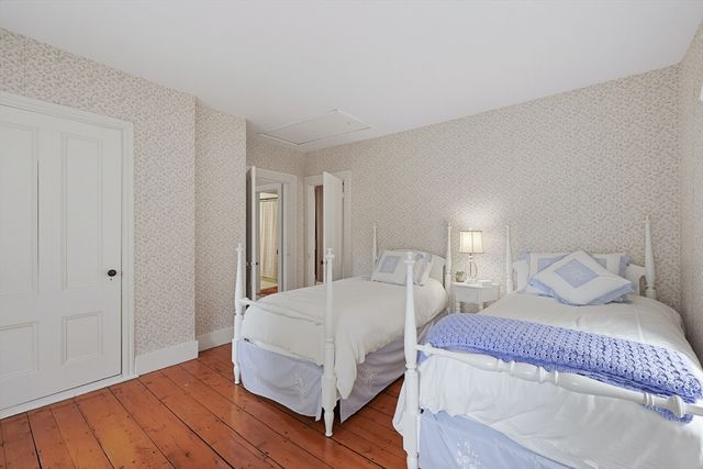 42 Flash Rd, Nahant, MA 01908
