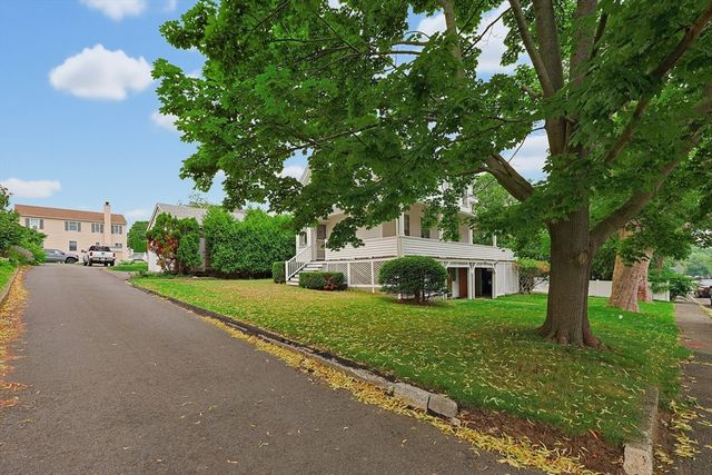 42 Flash Rd, Nahant, MA 01908