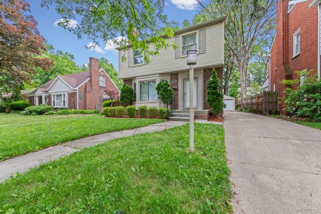 17400 Huntington Road, Detroit, MI 48219