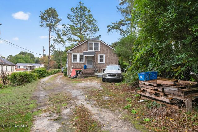 8168 W Main Street, Seven Lakes, NC 27376