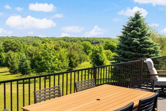 W5490 Timber Lane, New Glarus, WI 53574