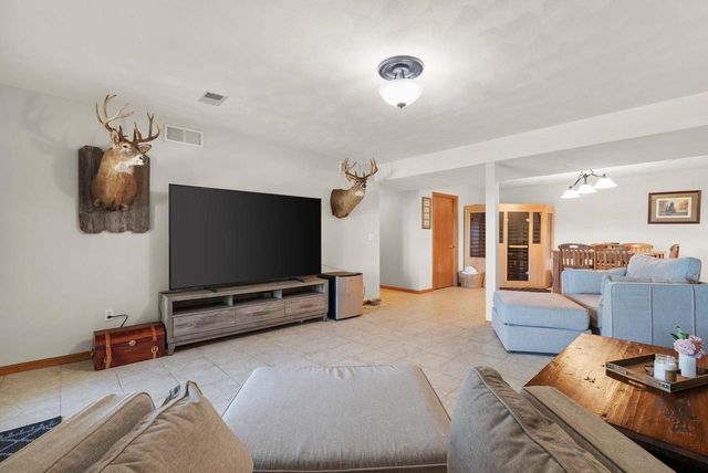 W5490 Timber Lane, New Glarus, WI 53574