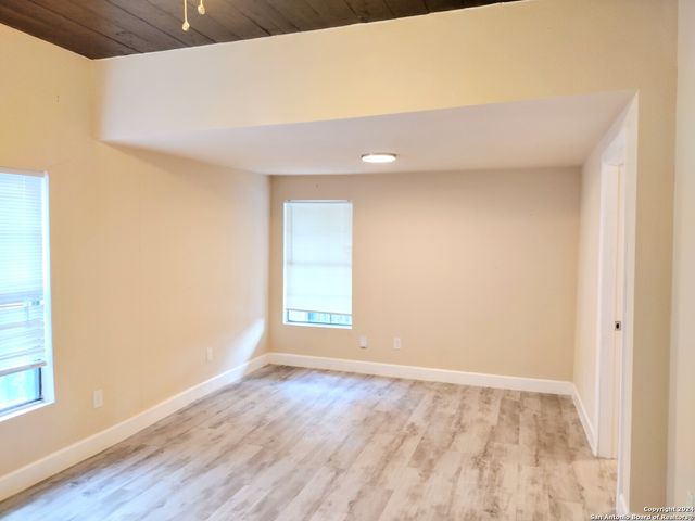 135 HARVARD TER, San Antonio, TX 78201
