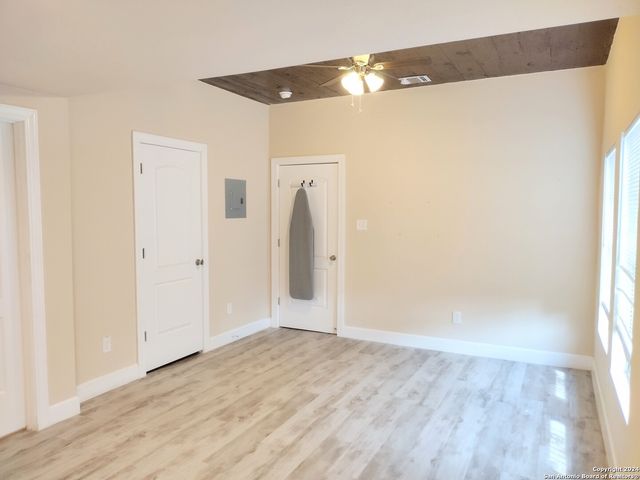 135 HARVARD TER, San Antonio, TX 78201