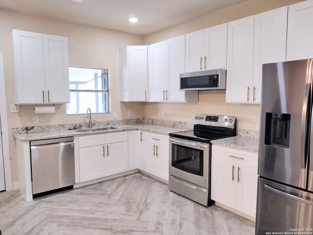135 HARVARD TER, San Antonio, TX 78201