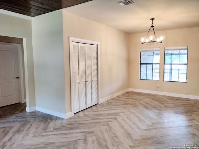 135 HARVARD TER, San Antonio, TX 78201