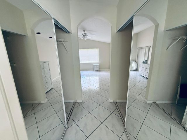10921 Royal Caribbean Circle, Boynton Beach, FL 33437