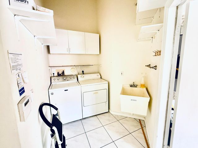 10921 Royal Caribbean Circle, Boynton Beach, FL 33437