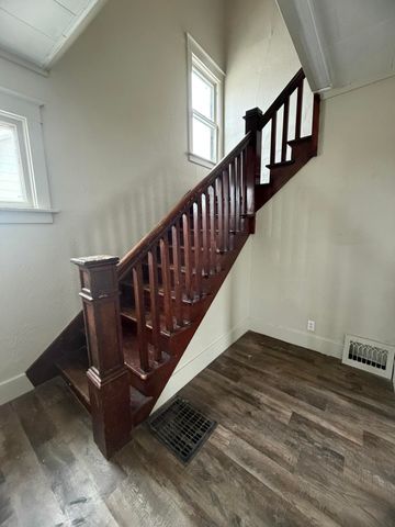 307 N 7TH Street, Council Bluffs, IA 51503