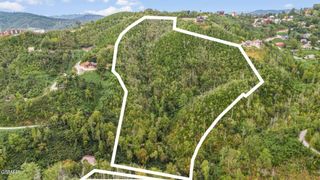 Mt. Garrison Way, Gatlinburg, TN 37738