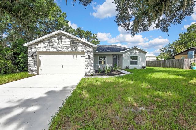 13649 13TH STREET, Dade City, FL 33525