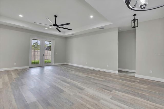 13649 13TH STREET, Dade City, FL 33525