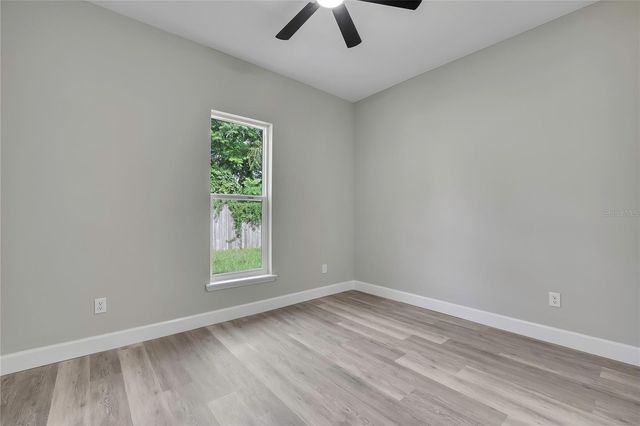 13649 13TH STREET, Dade City, FL 33525
