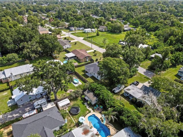 13649 13TH STREET, Dade City, FL 33525