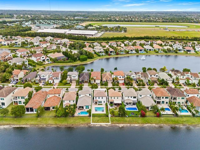 8683 Grand Prix Lane, Boynton Beach, FL 33472