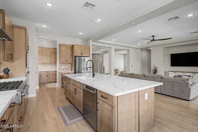22828 E TWIN ACRES Court, Queen Creek, AZ 85142