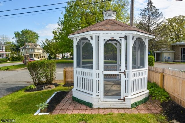 12 Church St, Wharton Boro, NJ 07885